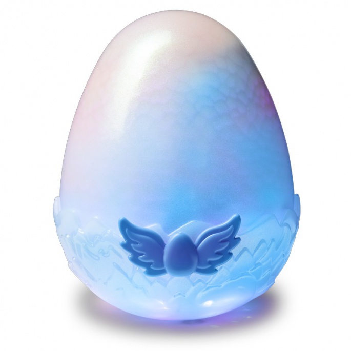 Hatchimals je interaktivna životinja zmaj koja se voli maziti.