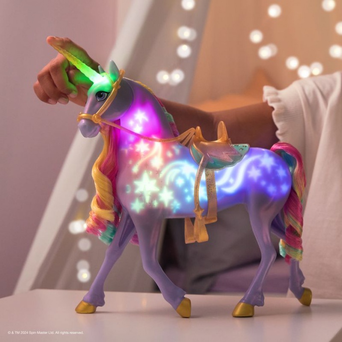 Unicorn Academy svjetlosni jednorog Wildstar 28 cm + Valentina i Cinder 11 cm za pola cijene