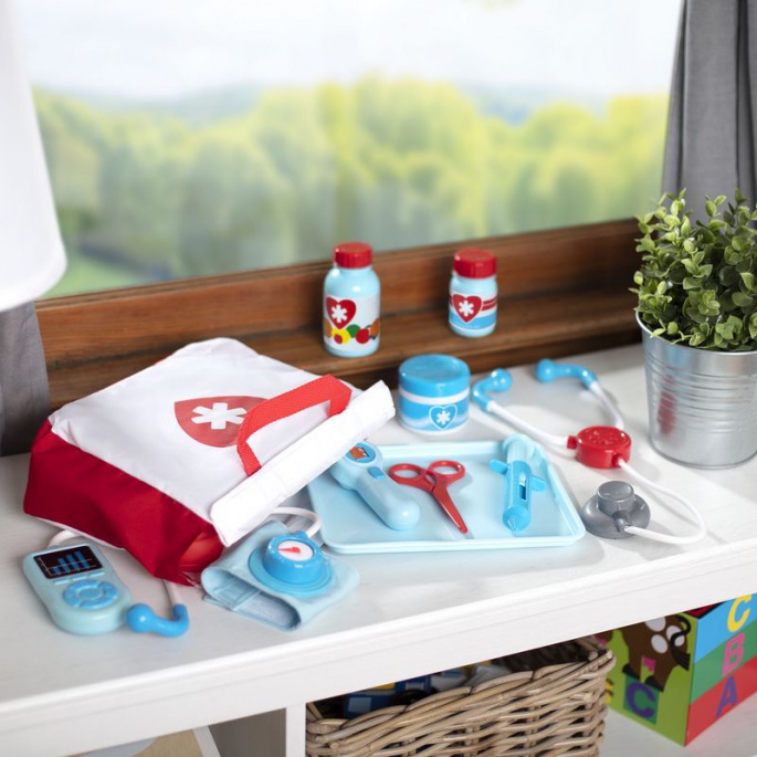 Melissa & Doug igra doktora