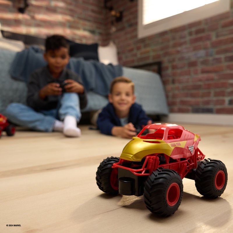 Monster Jam Iron Man RC Monster Truck 1:24