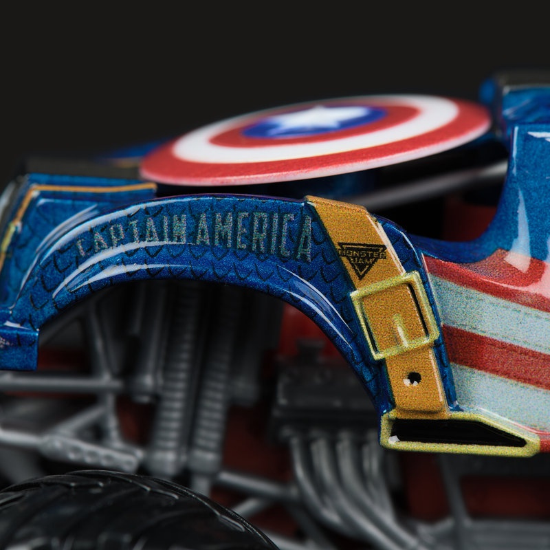 Monster Jam Marvel Captain America s2 kolekcionarski Monster Truck 1:64