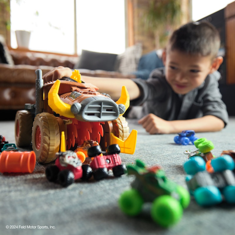 Monster Jam Megalodon Mad Hog Chomper set s velikim i malim automobilom