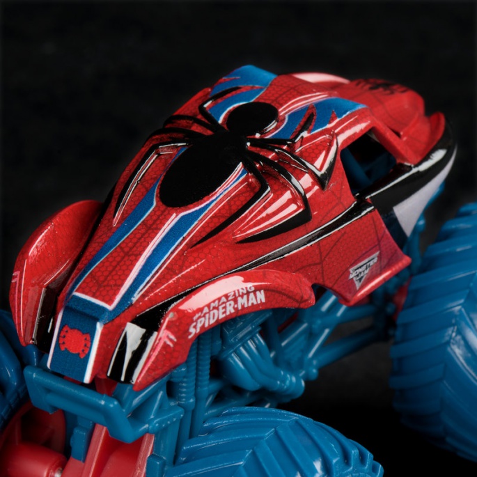 Monster Jam višepakiranje metalnih Monster Kamiona Marvel superjunaci 1:64