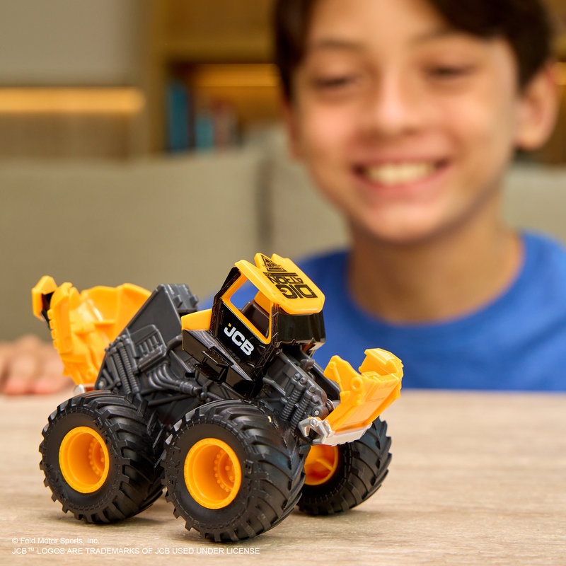 Monster Jam SmashBot igraći set s Monster Truckom 1:64