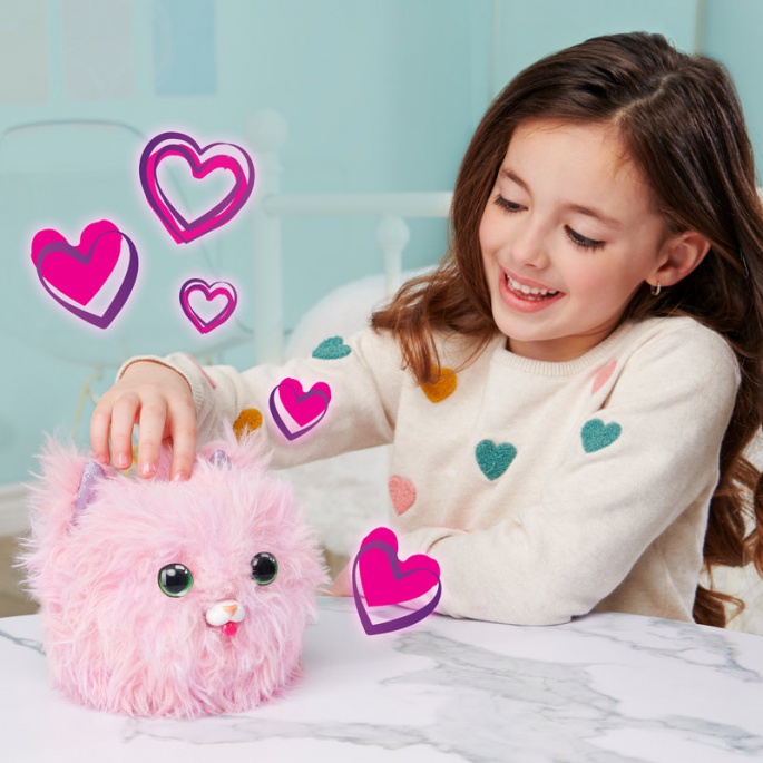 Fur Fluffs interaktivna plišana mačka