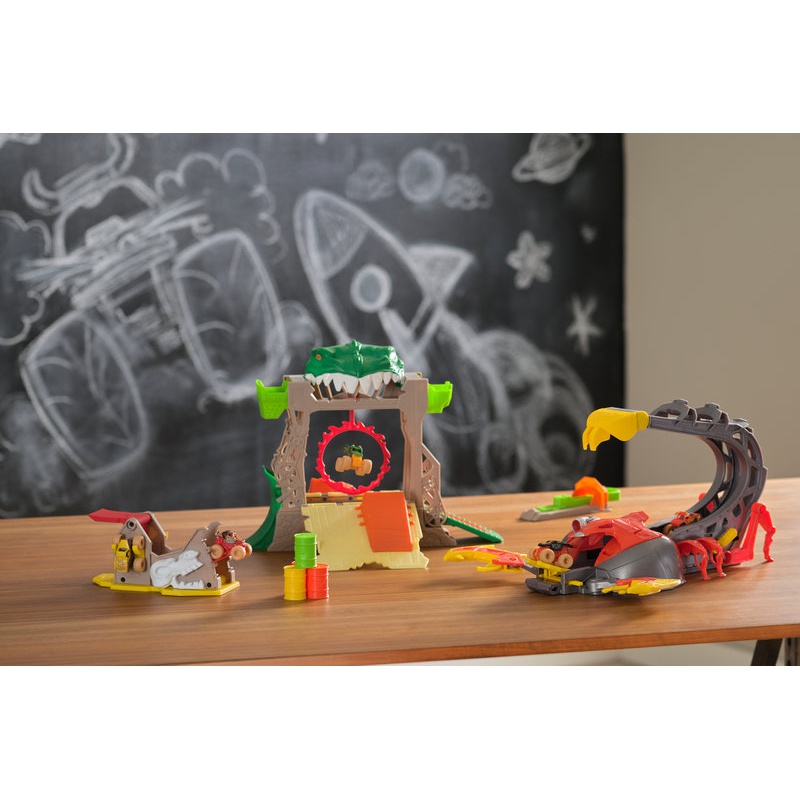 Monster Jam Dragon Dungeon of Doom igraći set 1:87