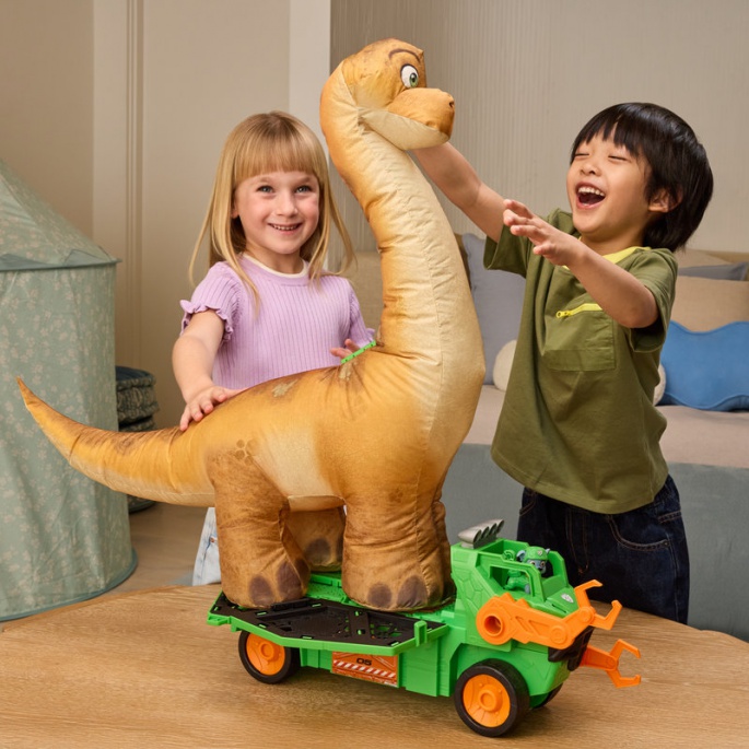 Psići u ophodnji The Dino Movie: napuhavajući Megasaurus