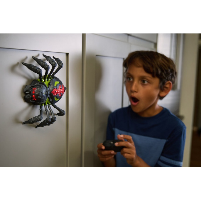 Hex Bots RC tarantula koja se penje po zidovima