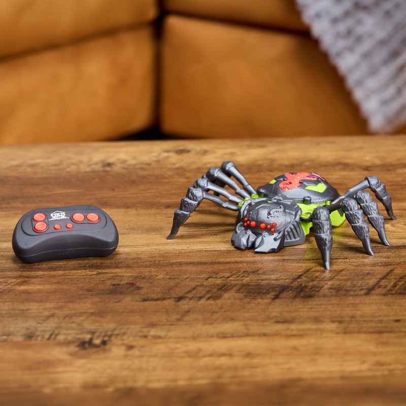 Hex Bots RC tarantula koja se penje po zidovima