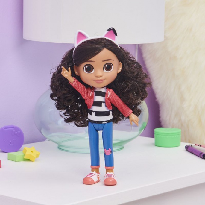 Gabby's Dollhouse, Gabby lutka s češljem