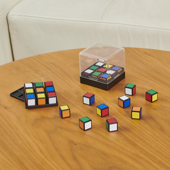 Rubikov set s 5 igara u 1