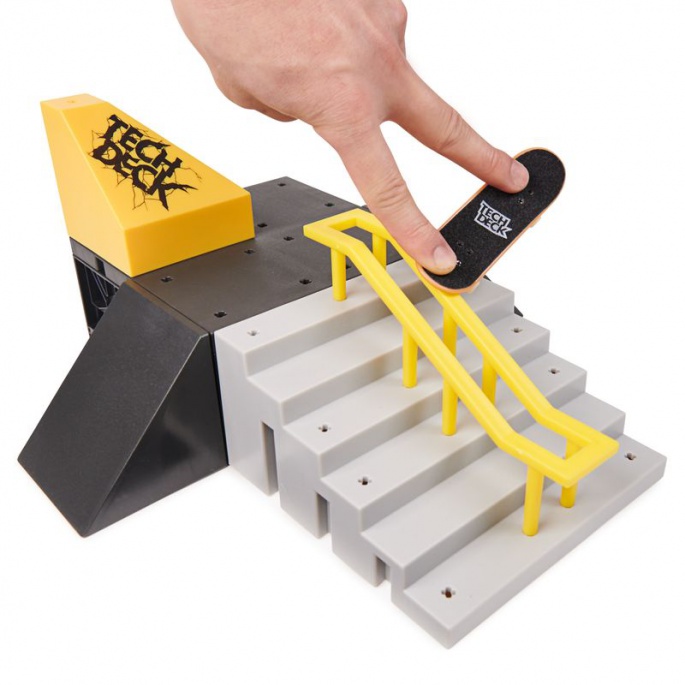 Tech Deck Xconnect skatepark Mafija Piramida Shredder Almost