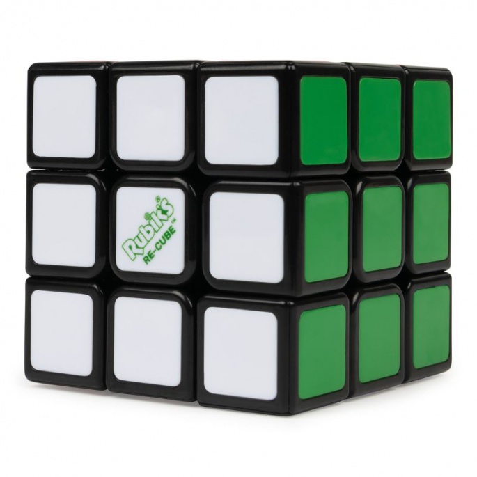 Rubikova kocka 3x3 ponovno sastavljena