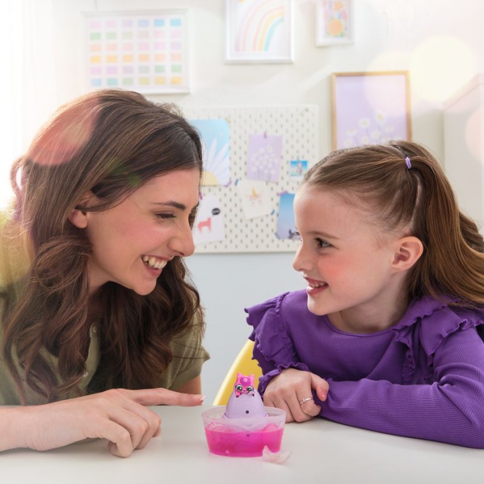 Hatchimals kläckande djur i vatten 1 st 2024