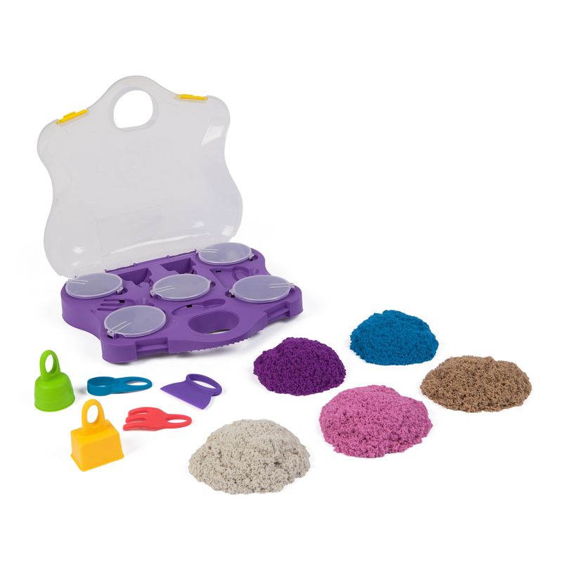 Kinetic Sand resväska med tillbehör