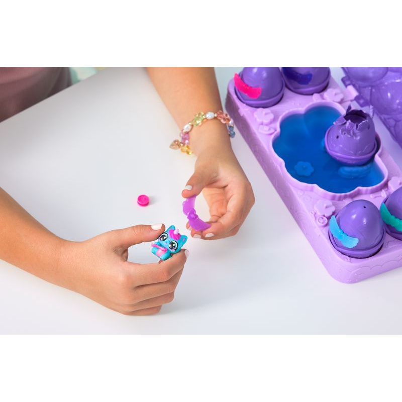 Hatchimals Neonfärgad regnbåge kartong med djur