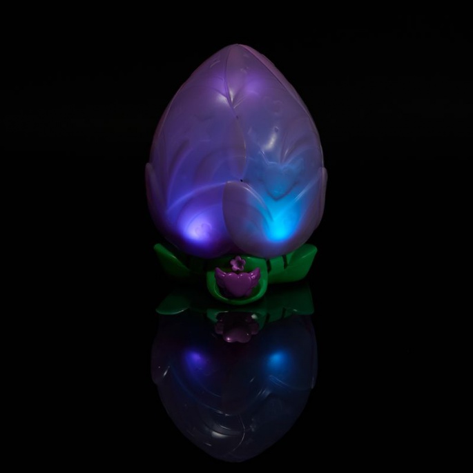 Hatchimals Bloomables poupě s překvapením štěňátka