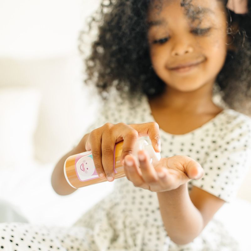 Melissa & Doug lek kosmetikstudio