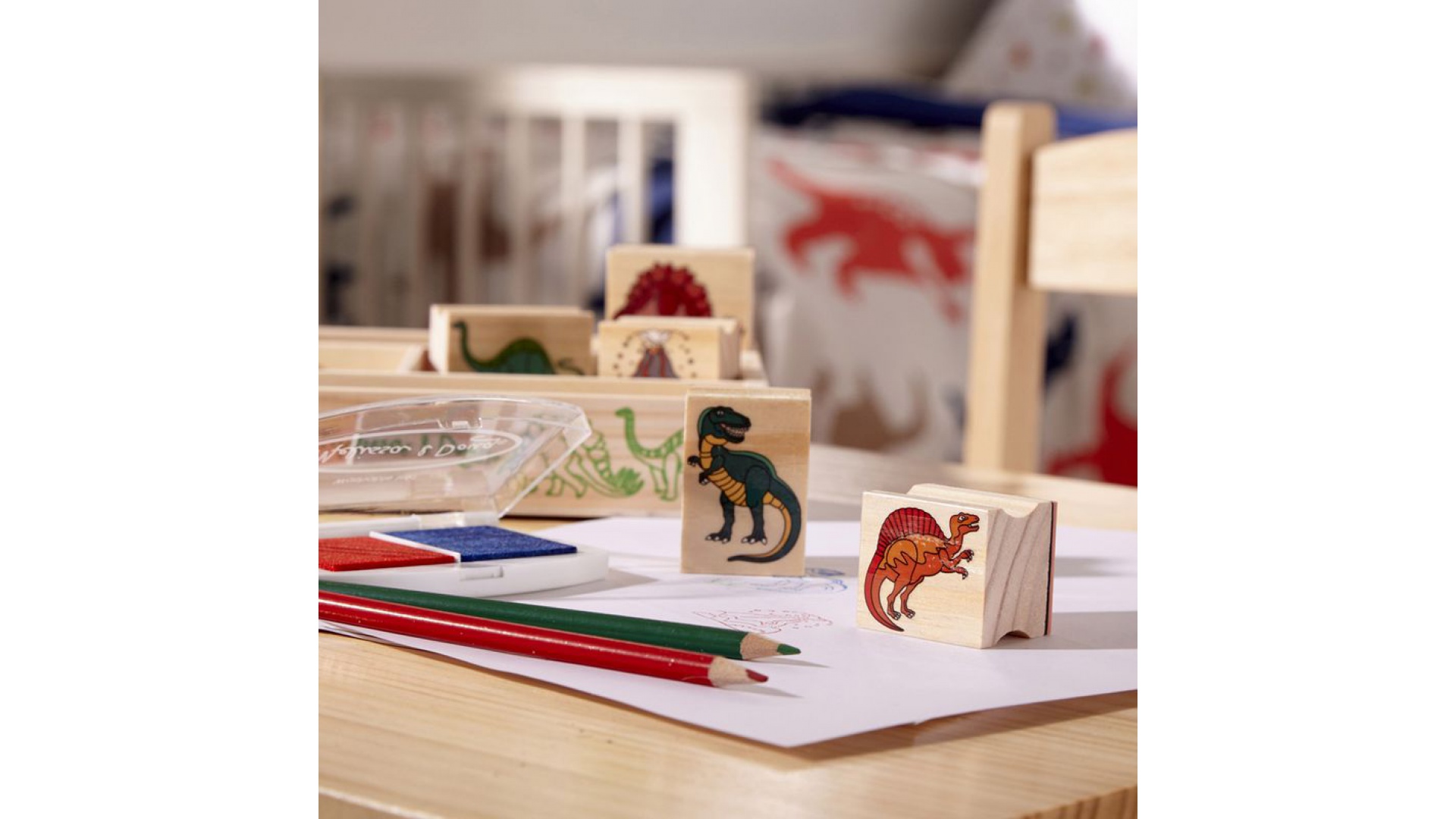 Melissa & Doug drevené pečiatky s umývateľnými farbami Dinosaury