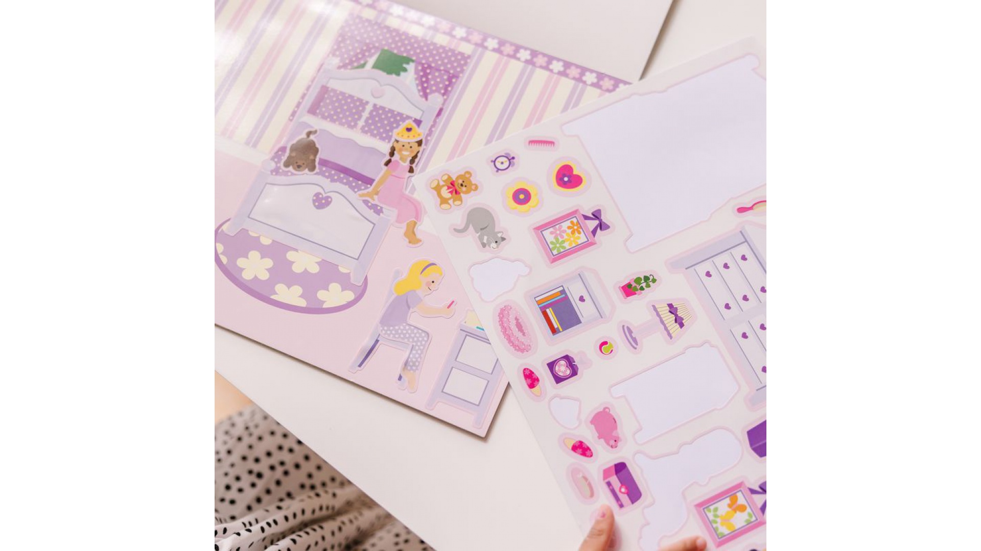 Melissa & Doug nálepky opakovane použiteľné s podložkou - dom