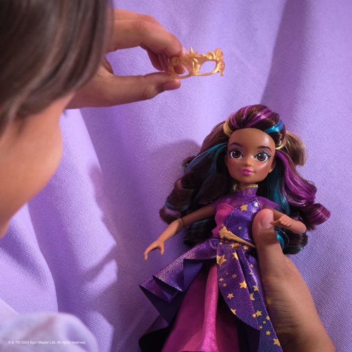 Prisvärt set: Unicorn Academy deluxe docka Sophia 24 cm + halsband med ring