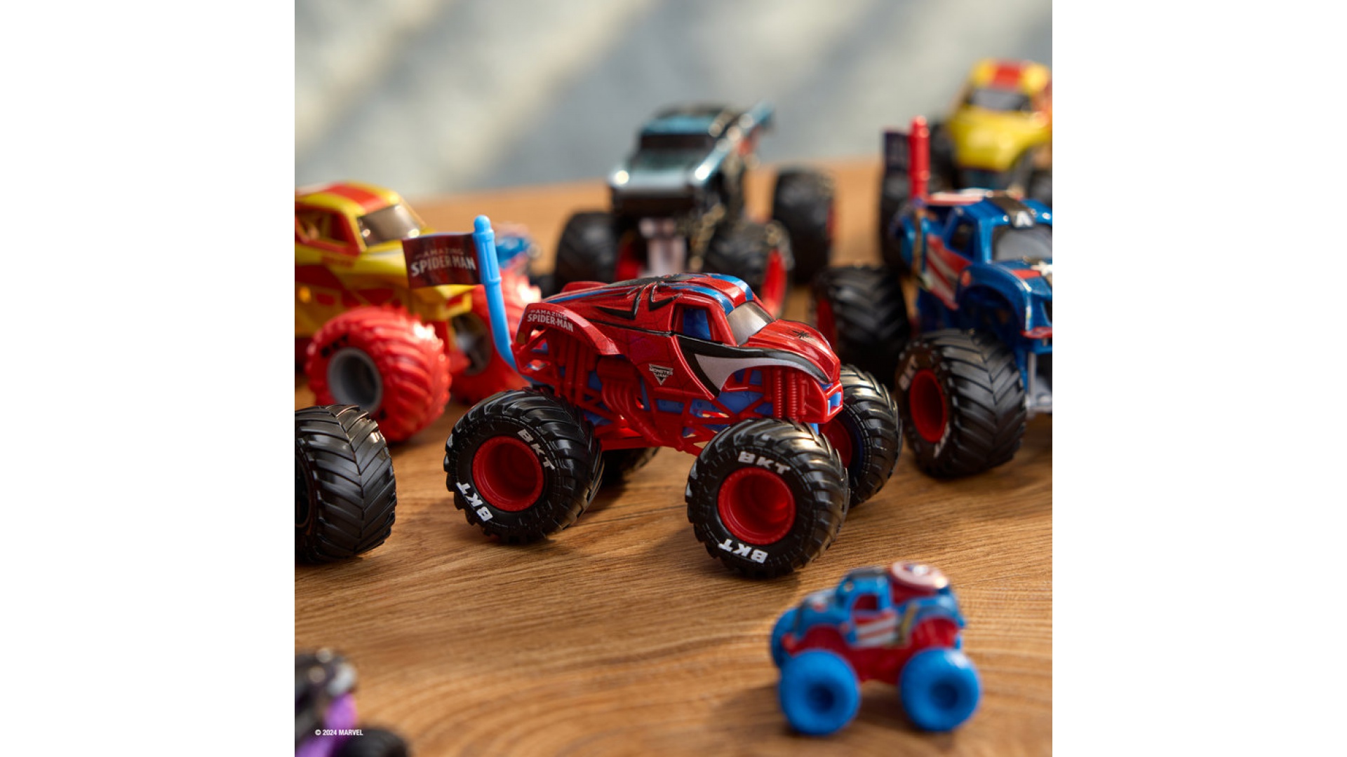 Monster Jam Iron Man RC Monster Truck 1:24