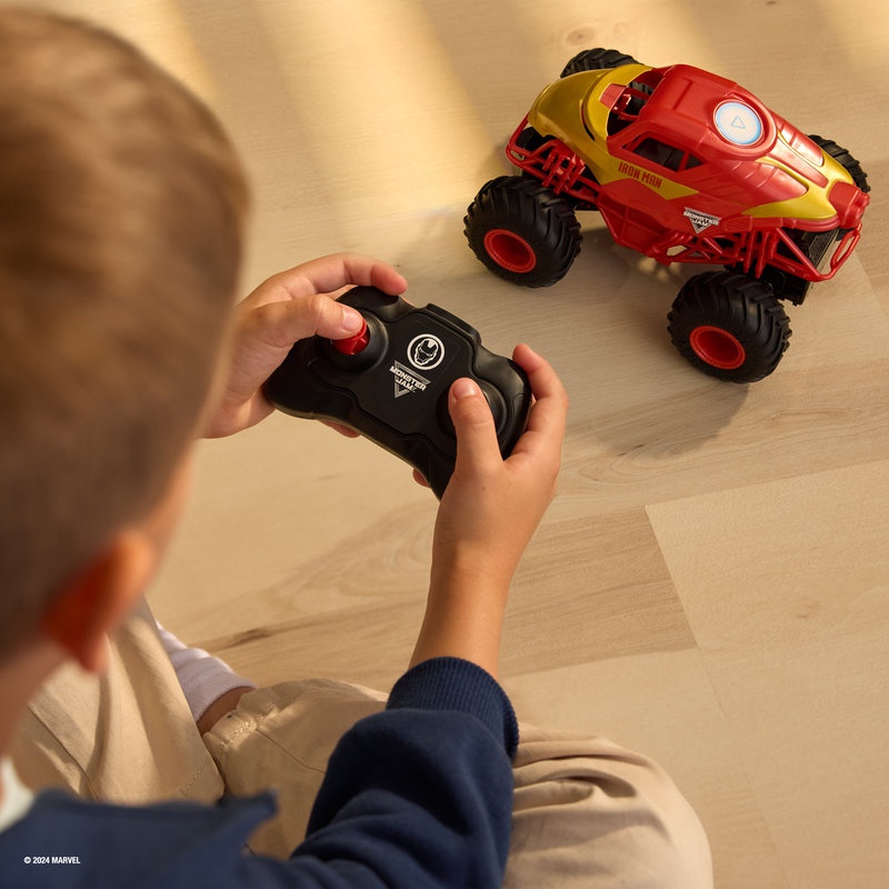 Monster Jam Iron Man RC Monster Truck 1:24