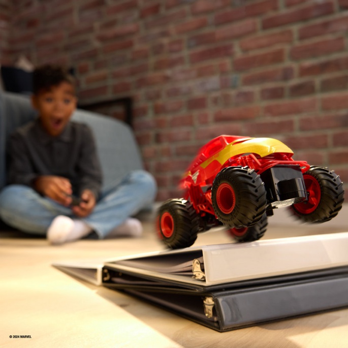 Monster Jam Iron Man RC Monster Truck 1:24