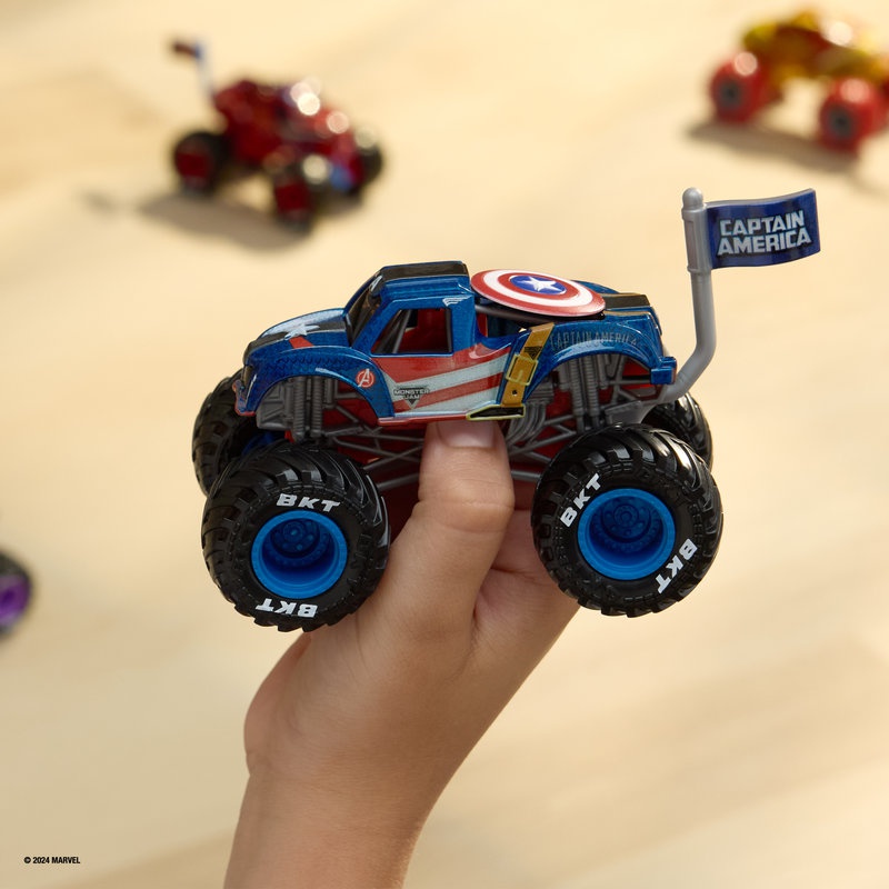Monster Jam Marvel Captain America s2 sběratelský Monster Truck 1:64