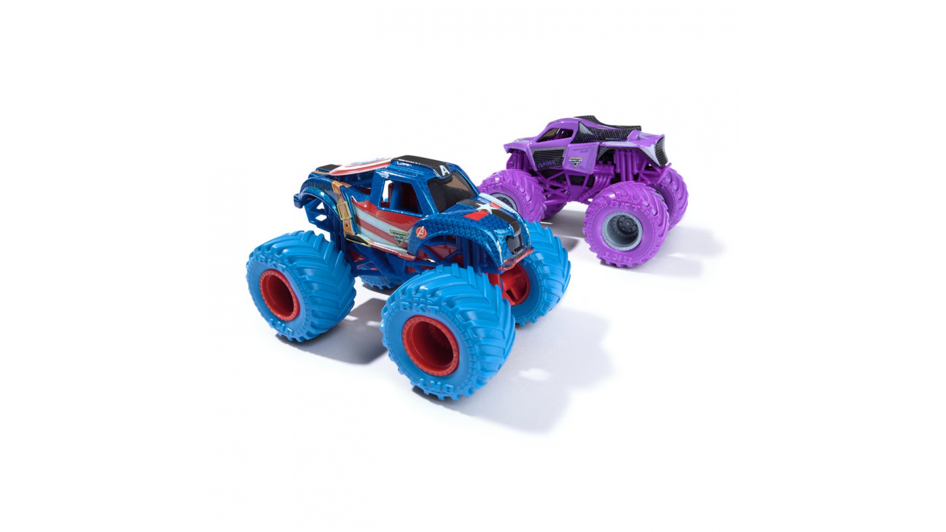 Monster Jam Captain America vs Black Panther sada 2 Monster Truckov 1:64