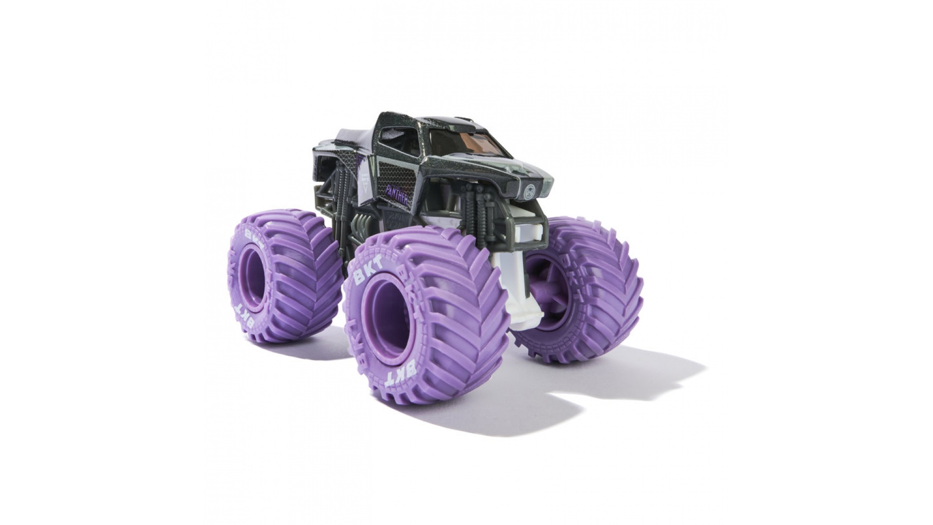 Monster Jam Superman vs Black Panther sada 2 Monster Truckov 1:64