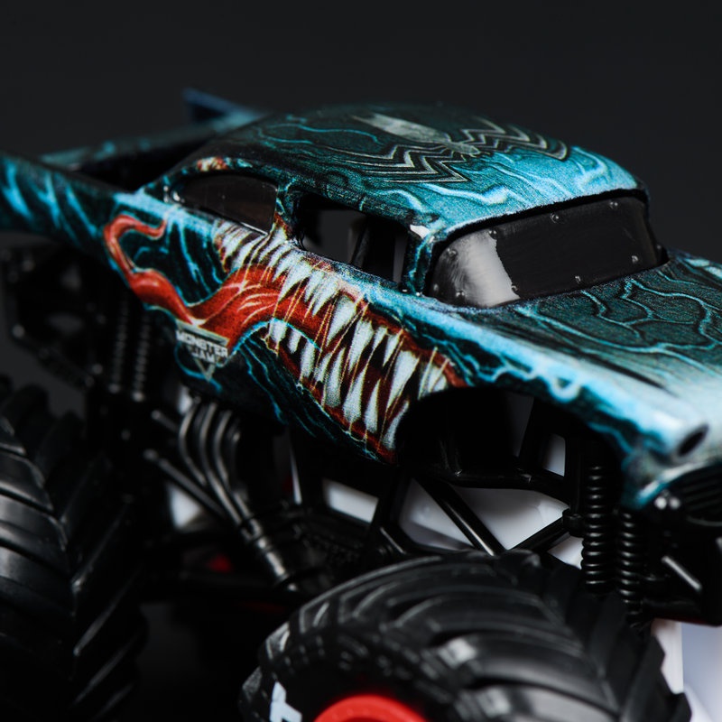 Monster Jam Venom vs Spiderman sada 2 Monster Trucků 1:64