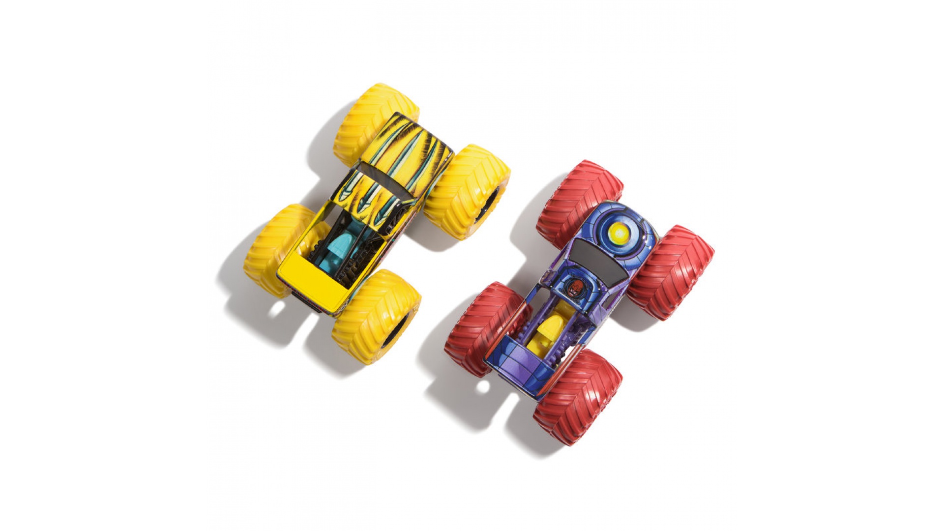 Monster Jam Wolvverine vs Sentinels sada 2 Monster Truckov 1:64
