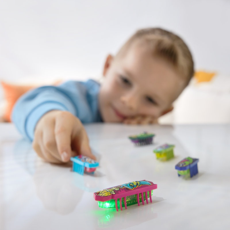 Hex Bots Nano sada 5 miniaturních robotických brouků