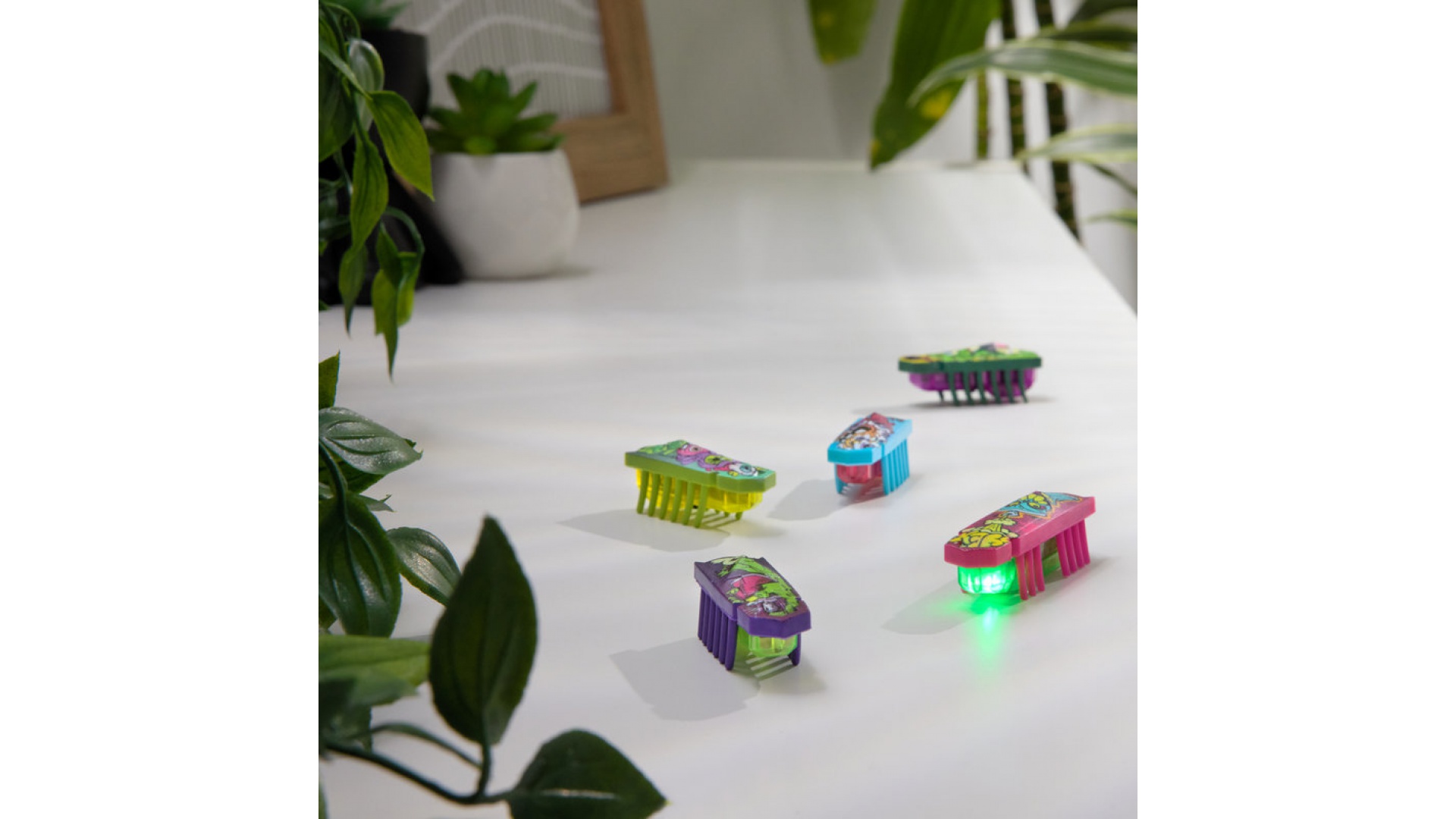 Hex Bots Nano sada 5 miniatúrnych robotických chrobákov