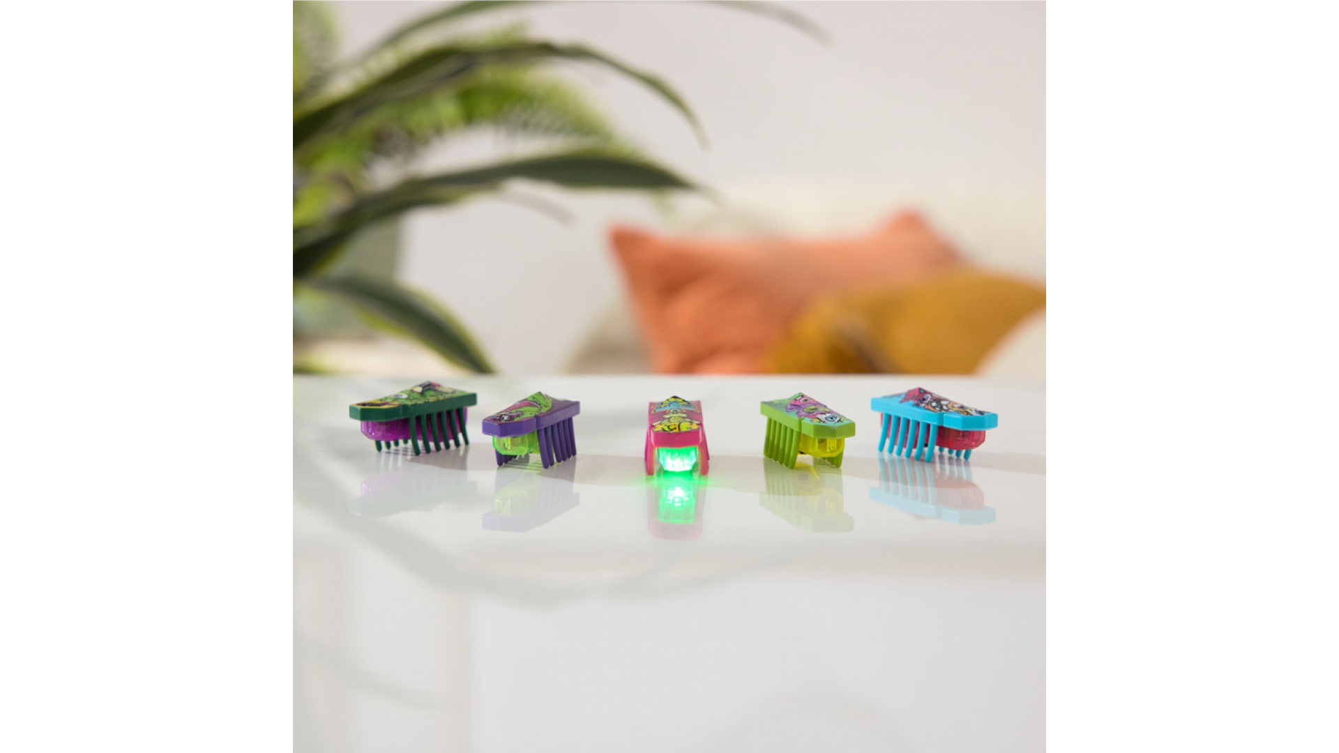 Hex Bots Nano sada 5 miniatúrnych robotických chrobákov