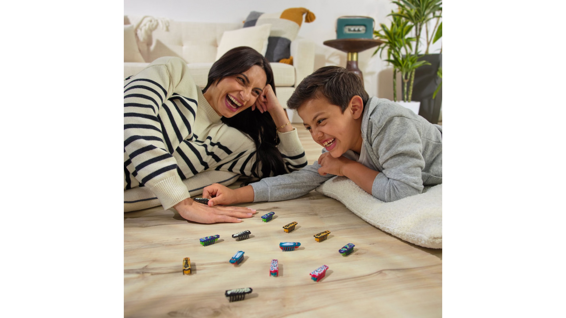 Hex Bots Nano miniatúrny robotický chrobáčik