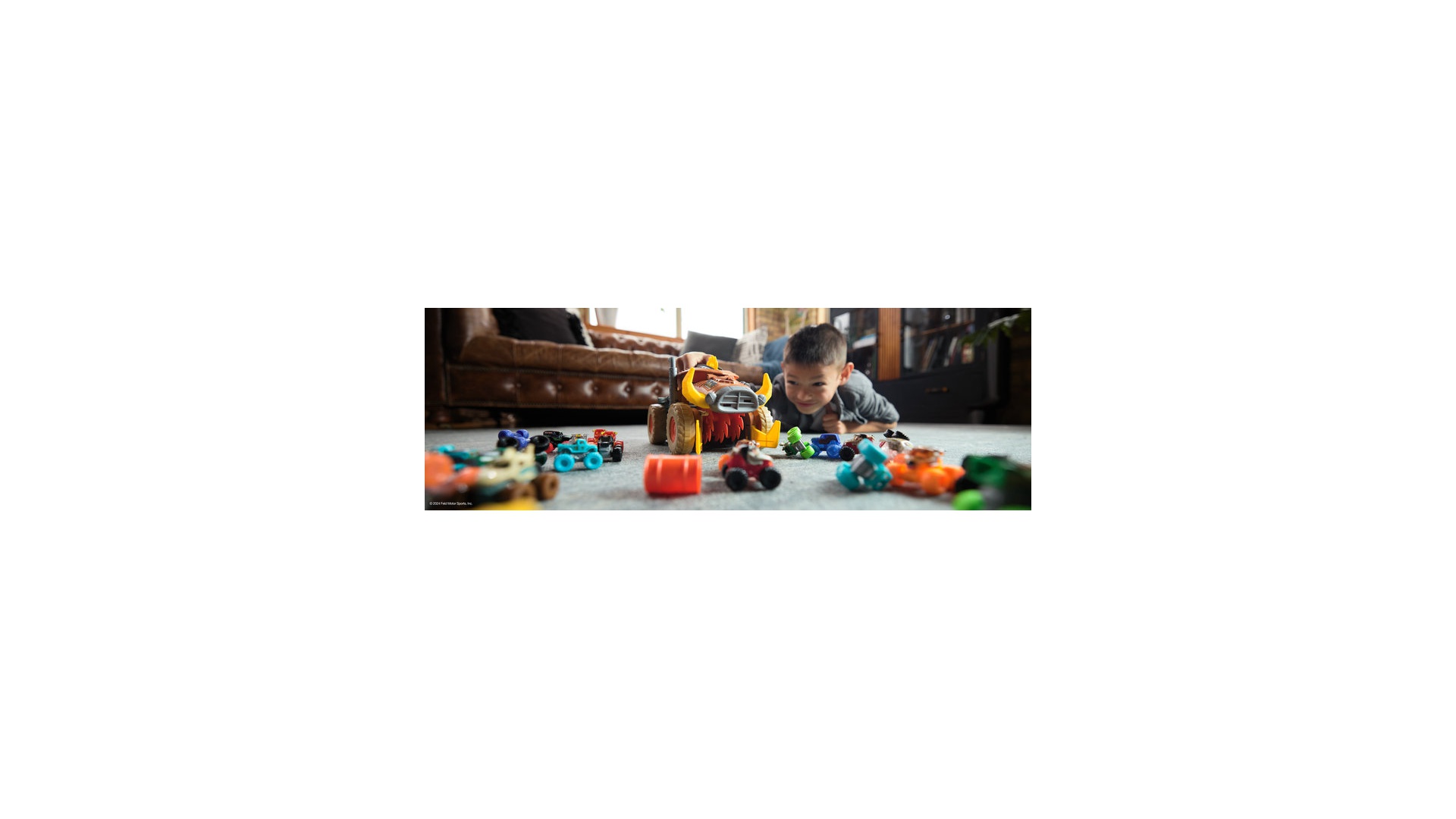Monster Jam Megalodon Mad Hog Chomper sada s veľkým a malým autom
