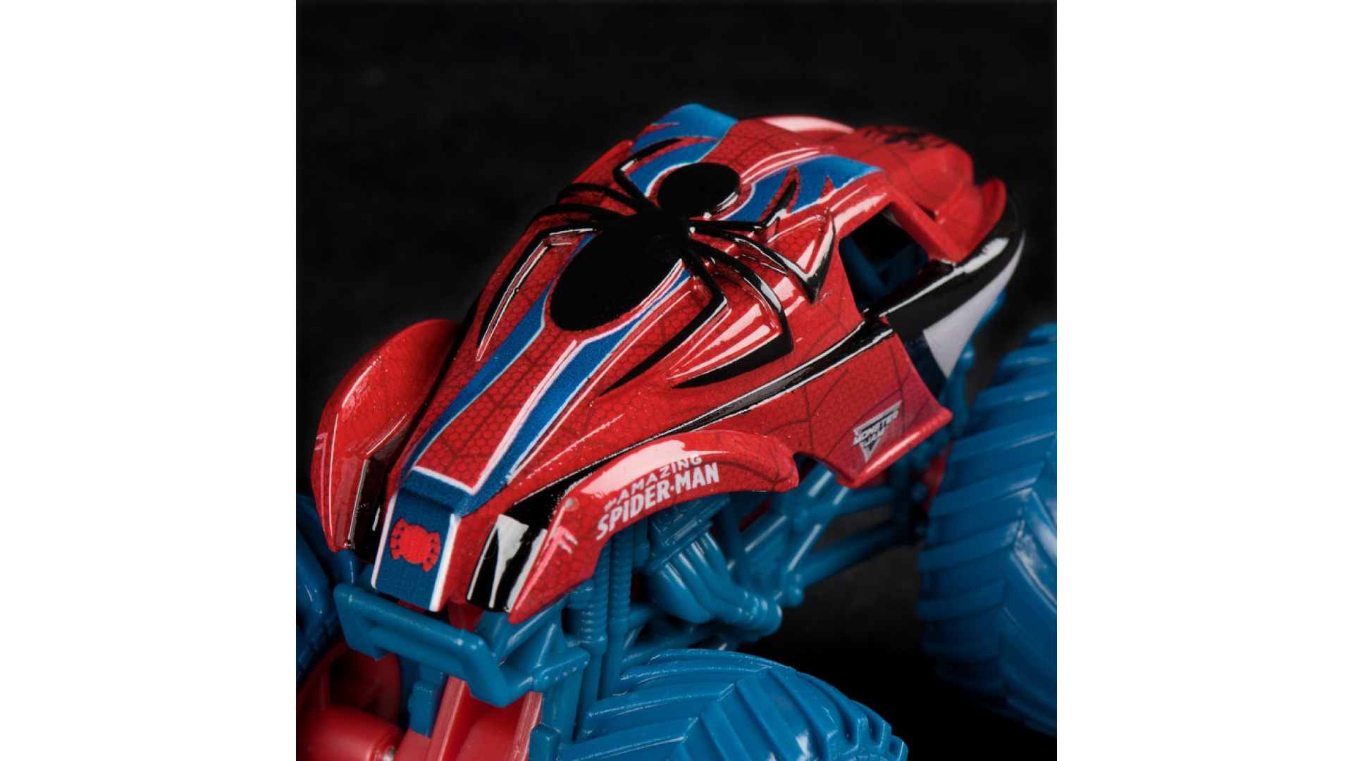 Monster Jam multibalenie kovových Monster Truckov superhrdinovia Marvel 1:64