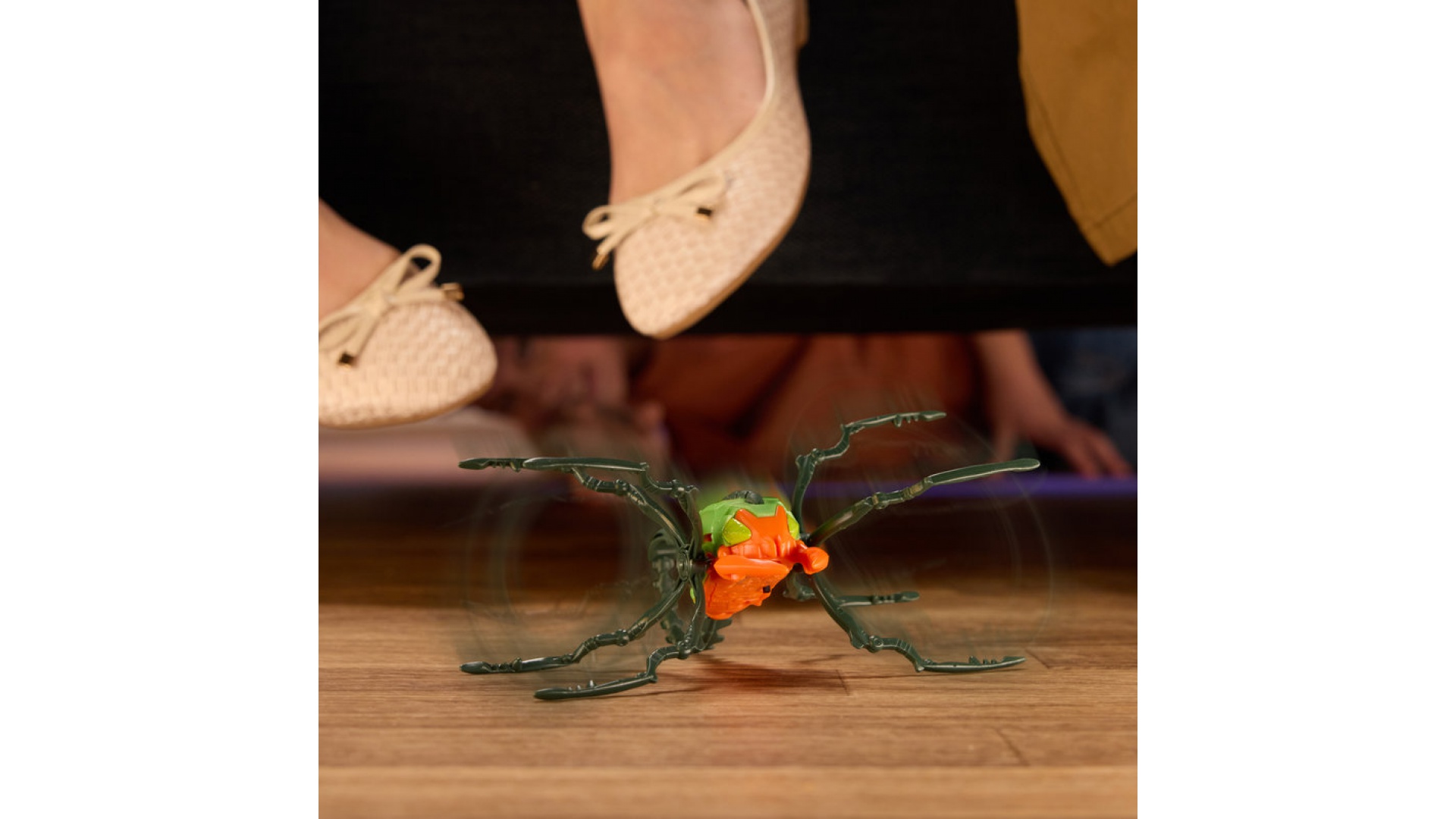 Hex Bots Skitter Bot lezúci škorpión