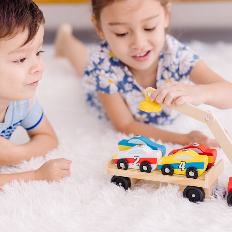 Melissa & Doug dřevěný magnetický nakladač aut