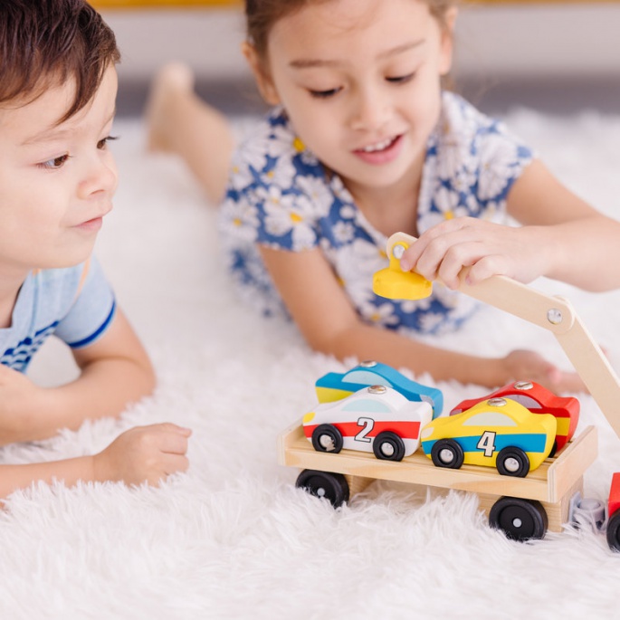 Melissa & Doug dřevěný magnetický nakladač aut