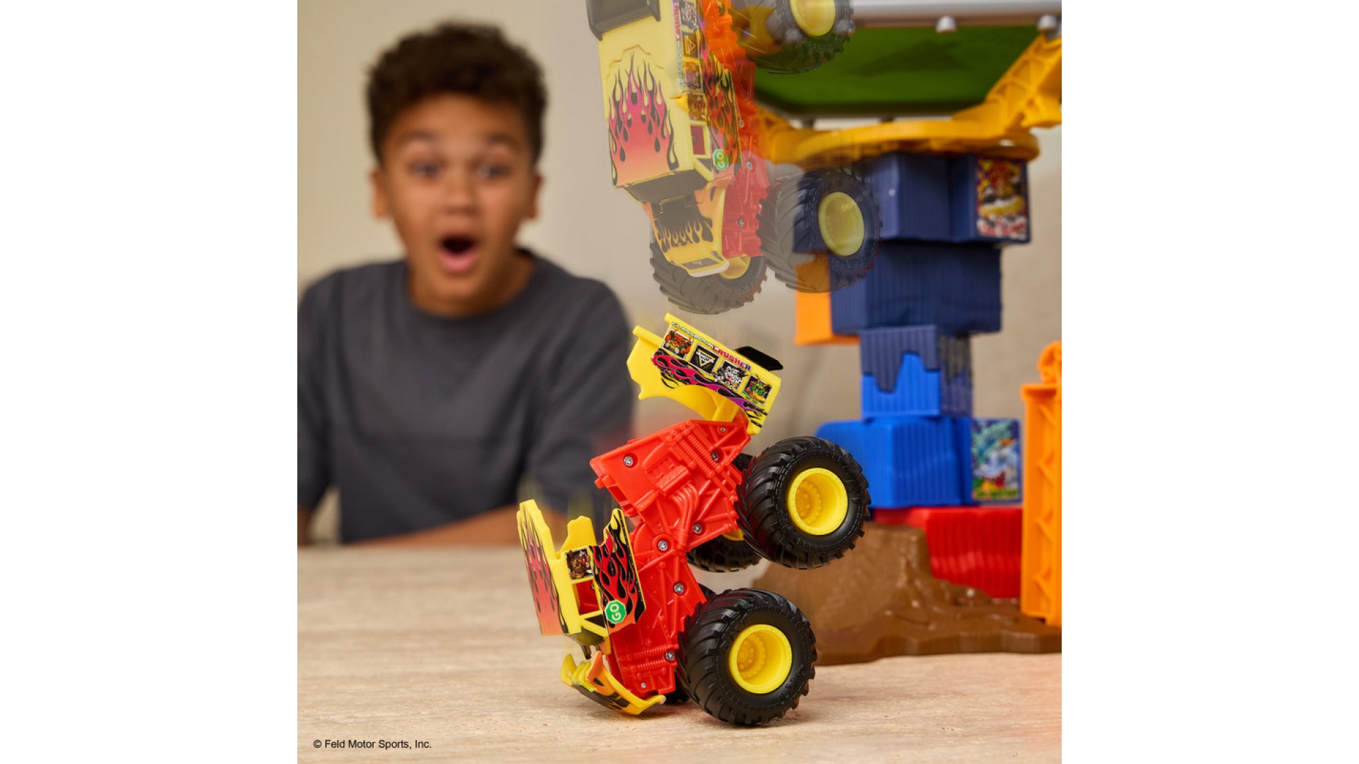 Monster Jam sada s trampolínou a opravovacím autom 1:64
