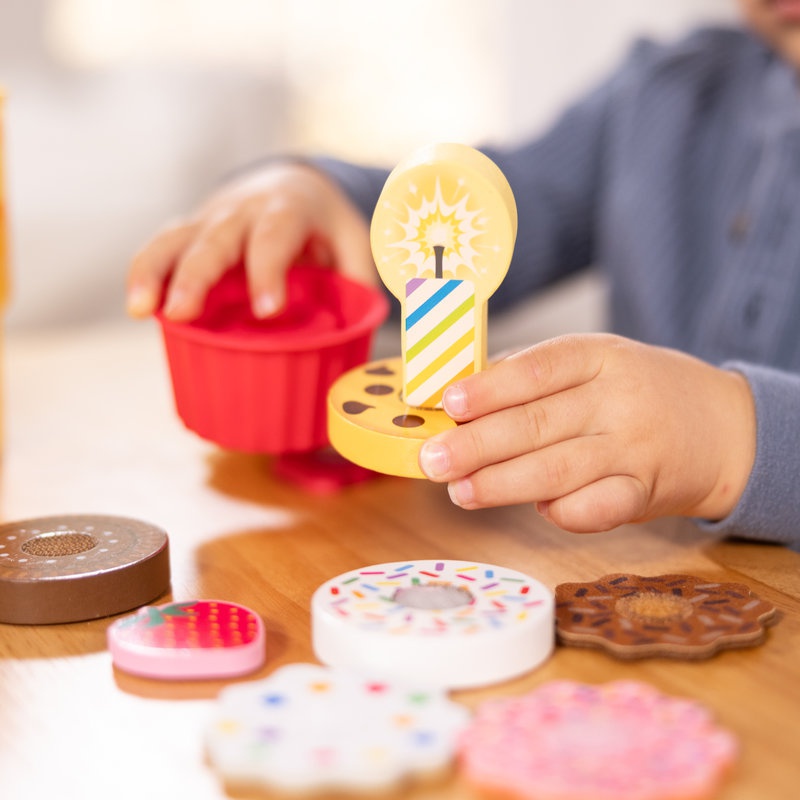 Melissa & Doug dort a sušenky na cesty