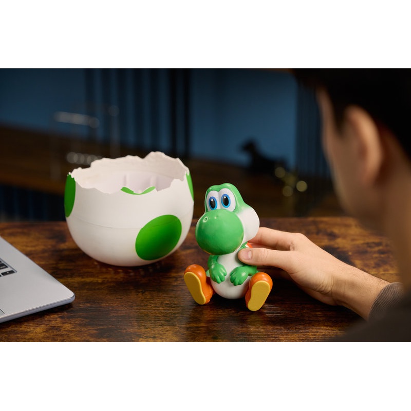 Yoshi interaktivní figurka líhnoucí se z vajíčka
