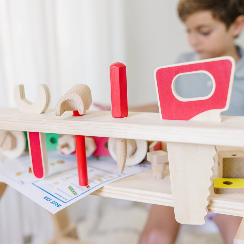 Melissa & Doug banco da lavoro in legno con 55 pezzi da costruzione