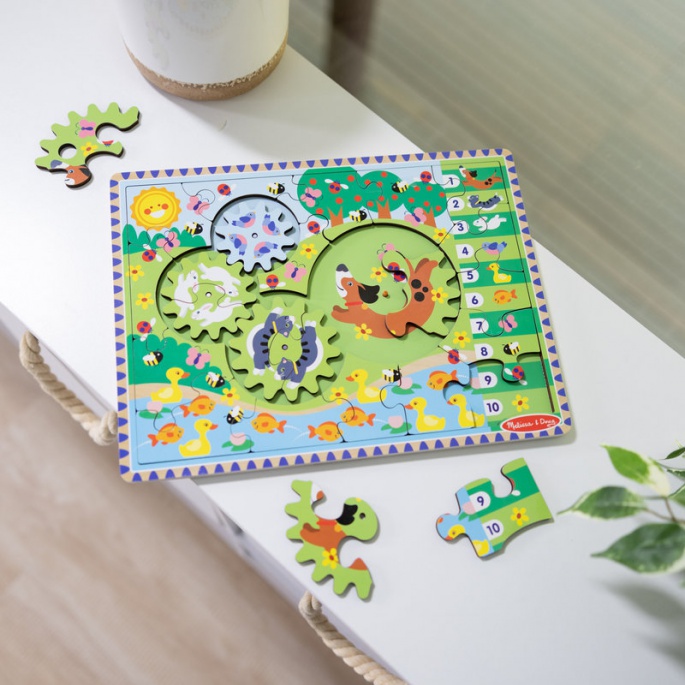 Melissa & Doug Lesene sestavljanka s vrtljivimi zobniki Živali 24 kosov