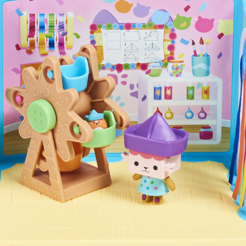 Gābinis magiska dockhus konstverkstad