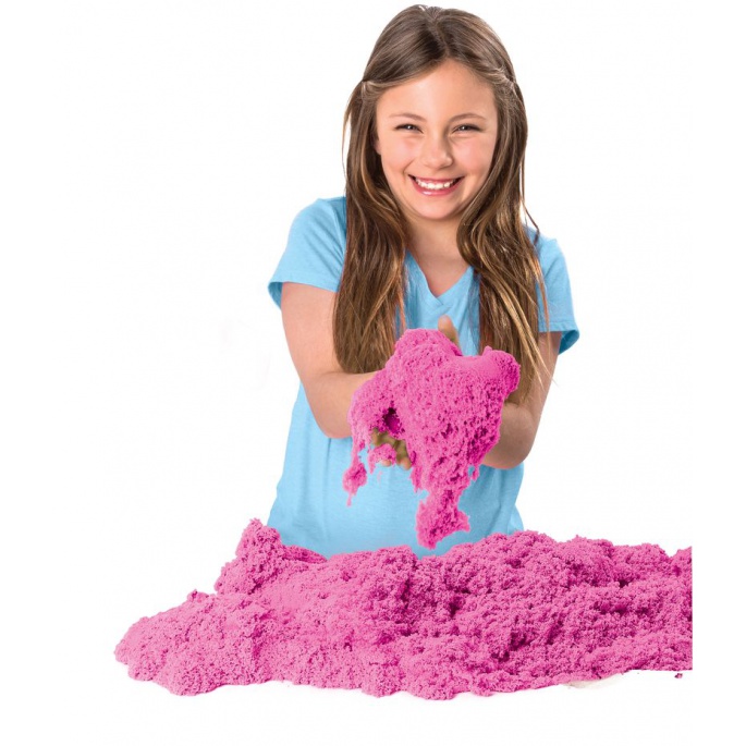 Kinetic Sand förpackning med rosa sand 0,9 kg