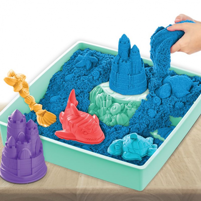 Kinetic Sand låda med underlag blå